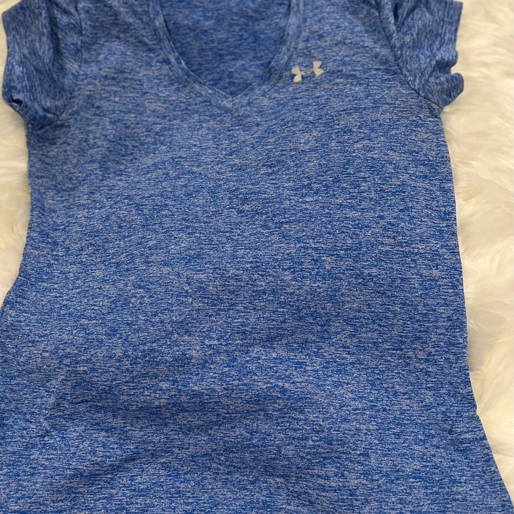 Under armour workout shirt